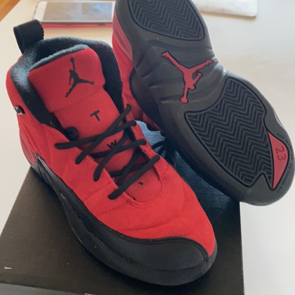 Jordan 12 Retro - Picture 3 of 4